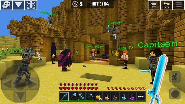 MiniCraft: Block Craft World_playmods.net