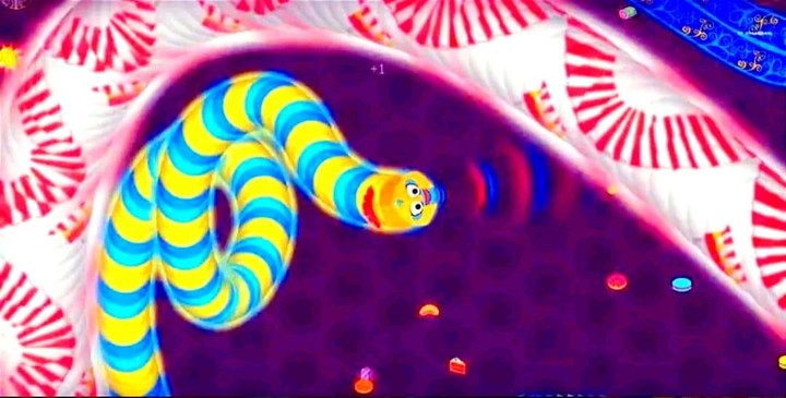 Snake Worm Battle Zone IO_playmods.net