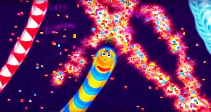 Snake Worm Battle Zone IO_playmods.net