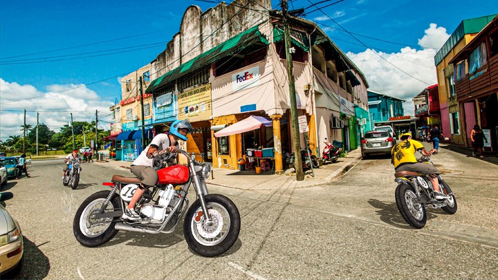 Brazil Moto Bike Stunts Games_playmods.net